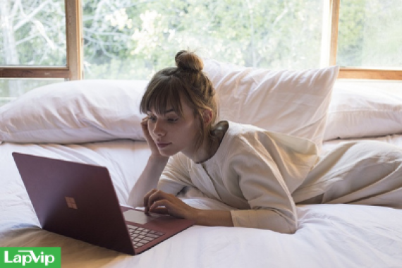 Thói Quen Xấu Người Dùng Laptop Cần Dừng Lại Ngay